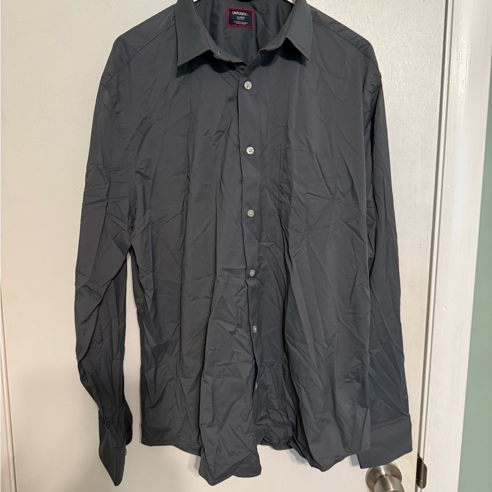 UNTUCKit Gray Shirt